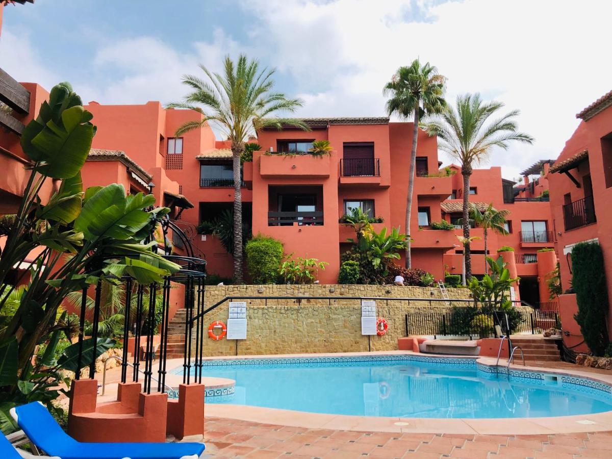 Two-Room Apartment In Elviria Near The Beach With Parking Marbella Exterior foto