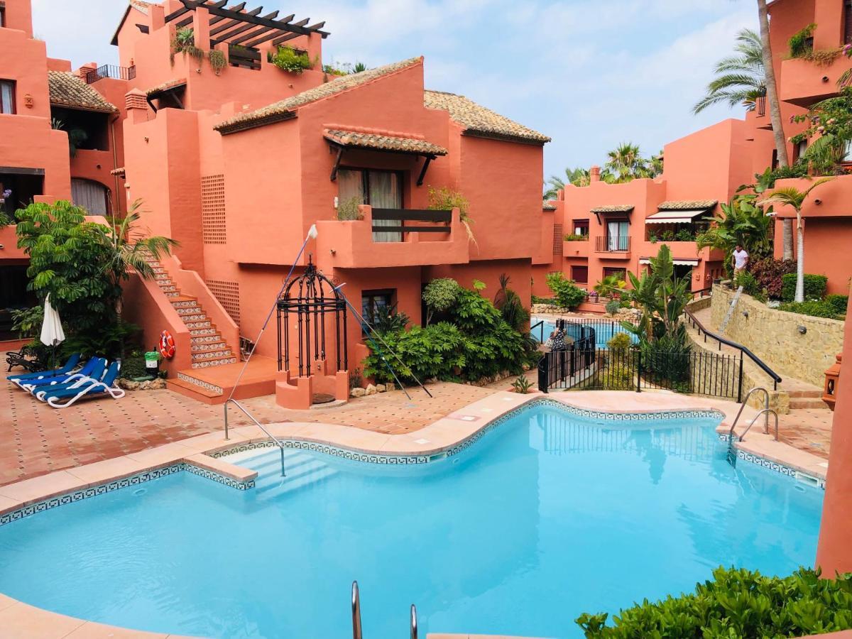 Two-Room Apartment In Elviria Near The Beach With Parking Marbella Exterior foto